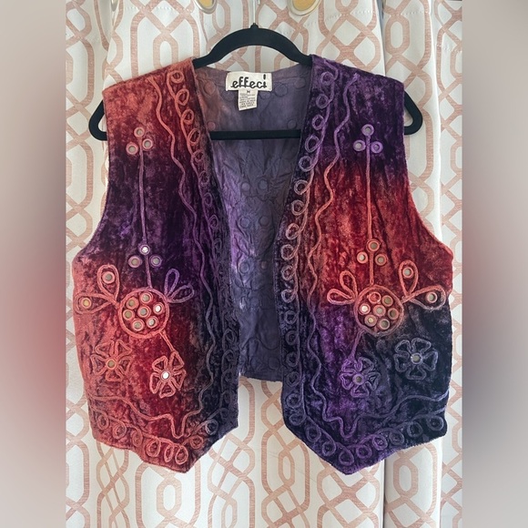 Effeci Jackets & Blazers - Vintage Effeci Women's Purple and Red Embroidered Vest